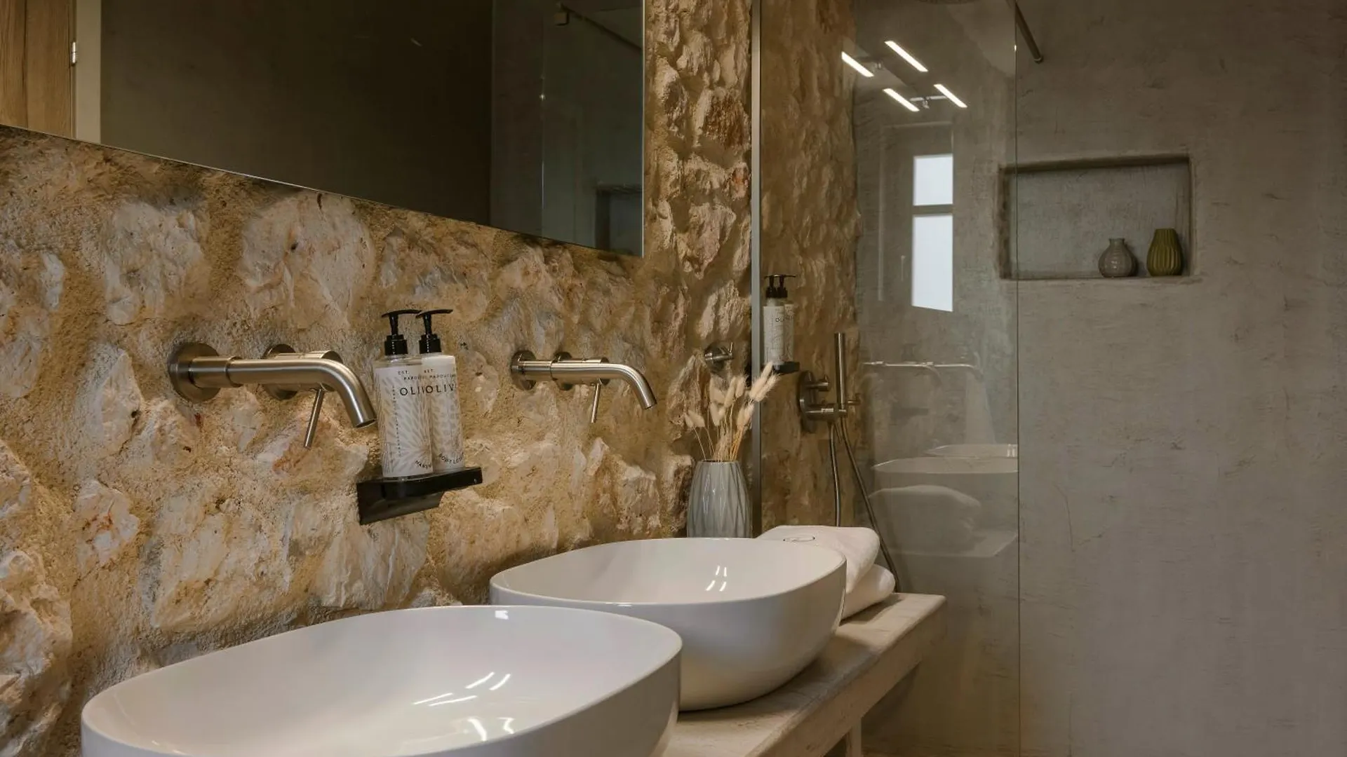 Chromata Assos Villas Kefalonia Asos Greece